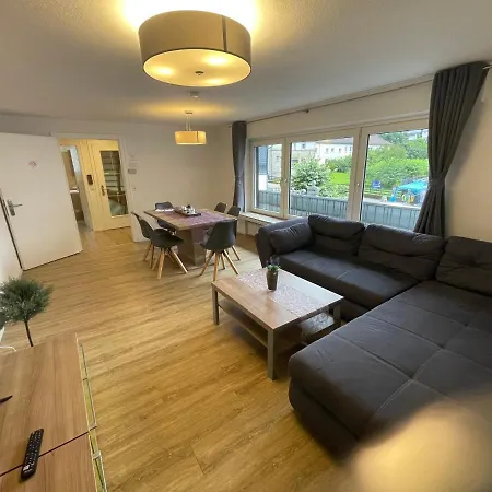 Am Park Apartment *